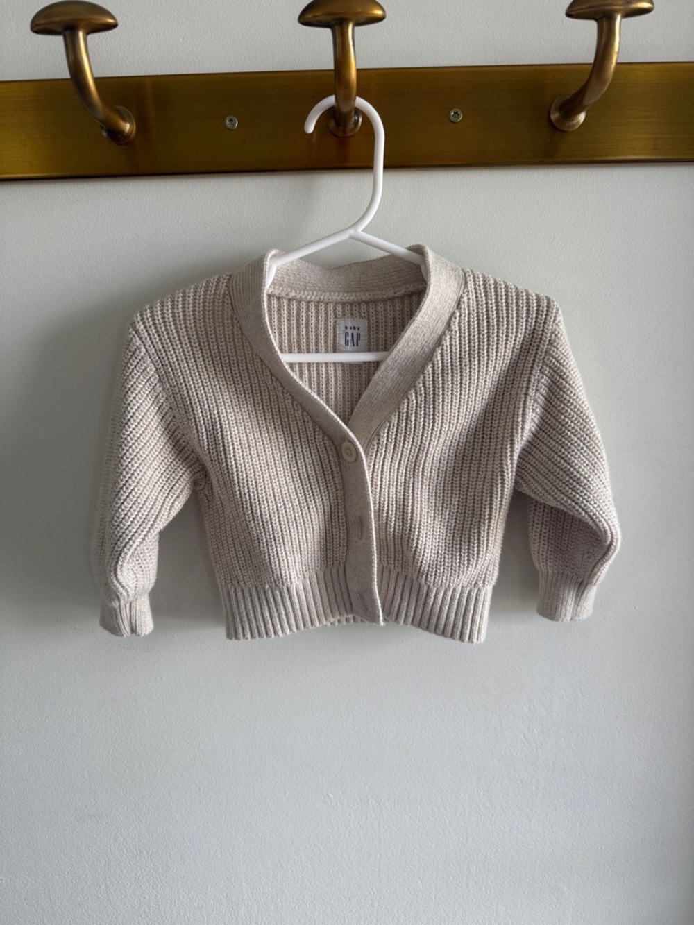 Baby GAP 6-12m Light Cream Ribbed Knit Button Cardigan